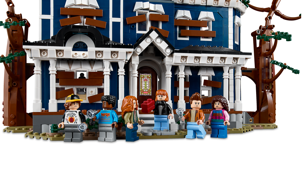 11370 | LEGO® ICONS™ Stranger Things: The Creel House